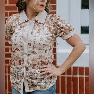 Floral Beige Blouse with Scalloped Collar